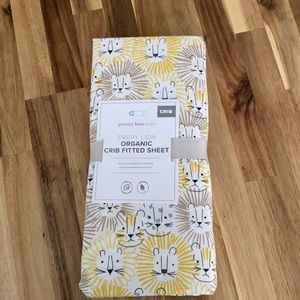 Pottery Barn Kids Baby NWT Emery Lion Fitted Crib Sheet